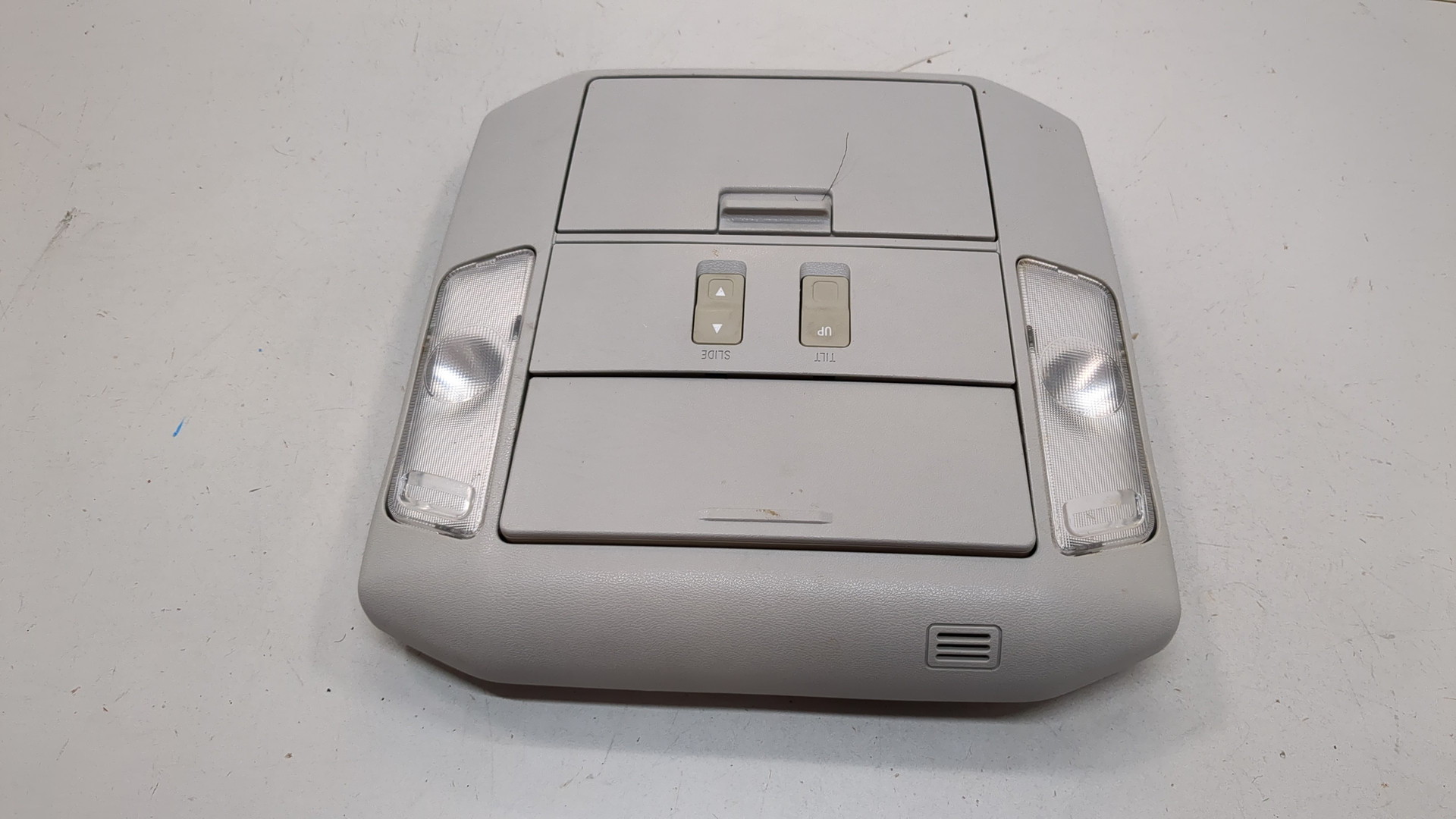 Плафон салонный