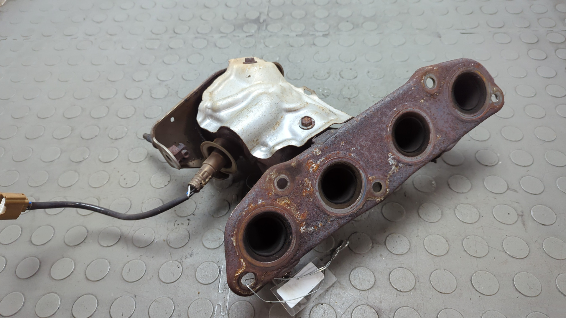 Коллектор выпускной