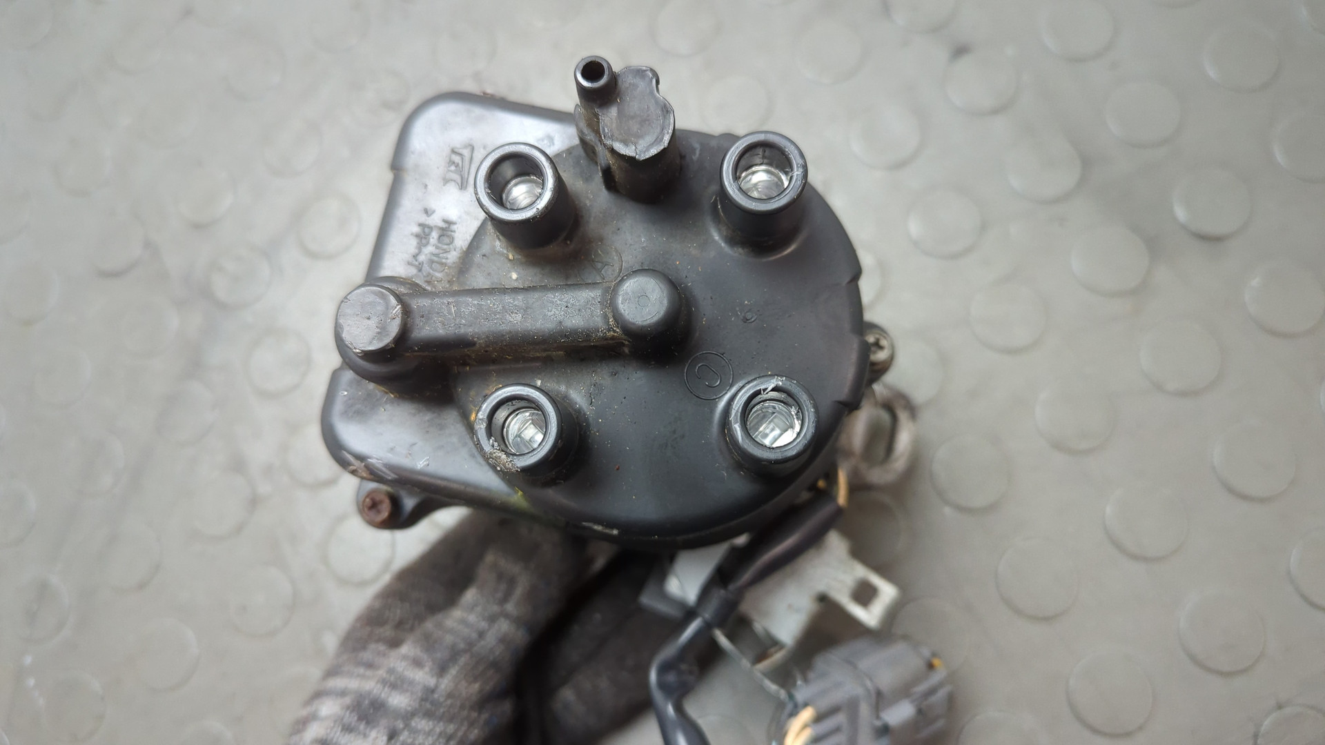 Распределитель зажигания (трамблер)