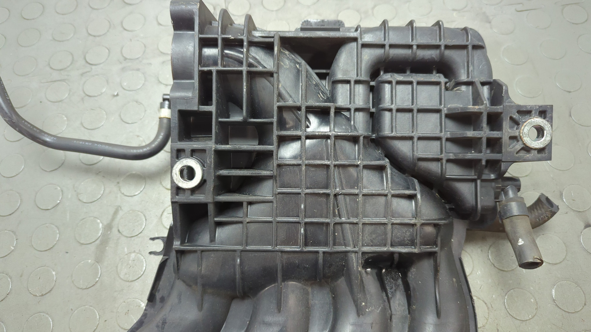 Коллектор впускной