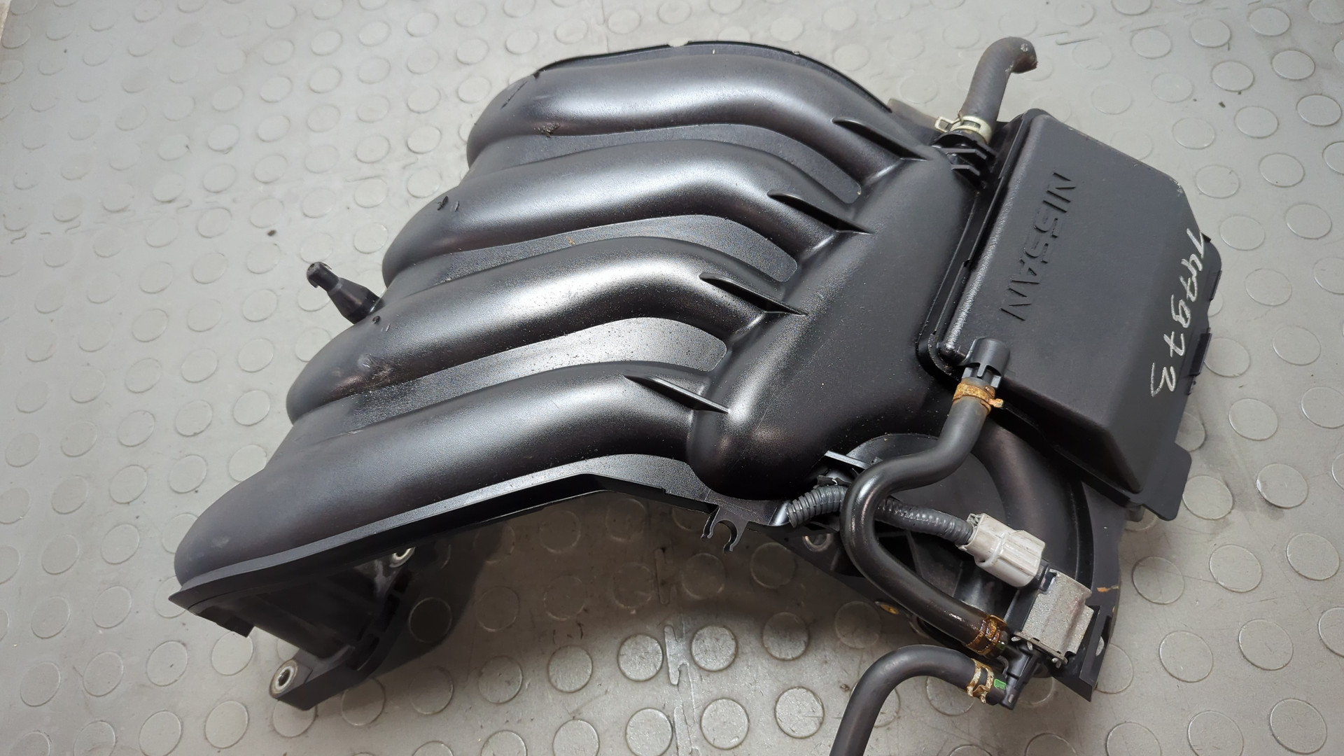 Коллектор впускной