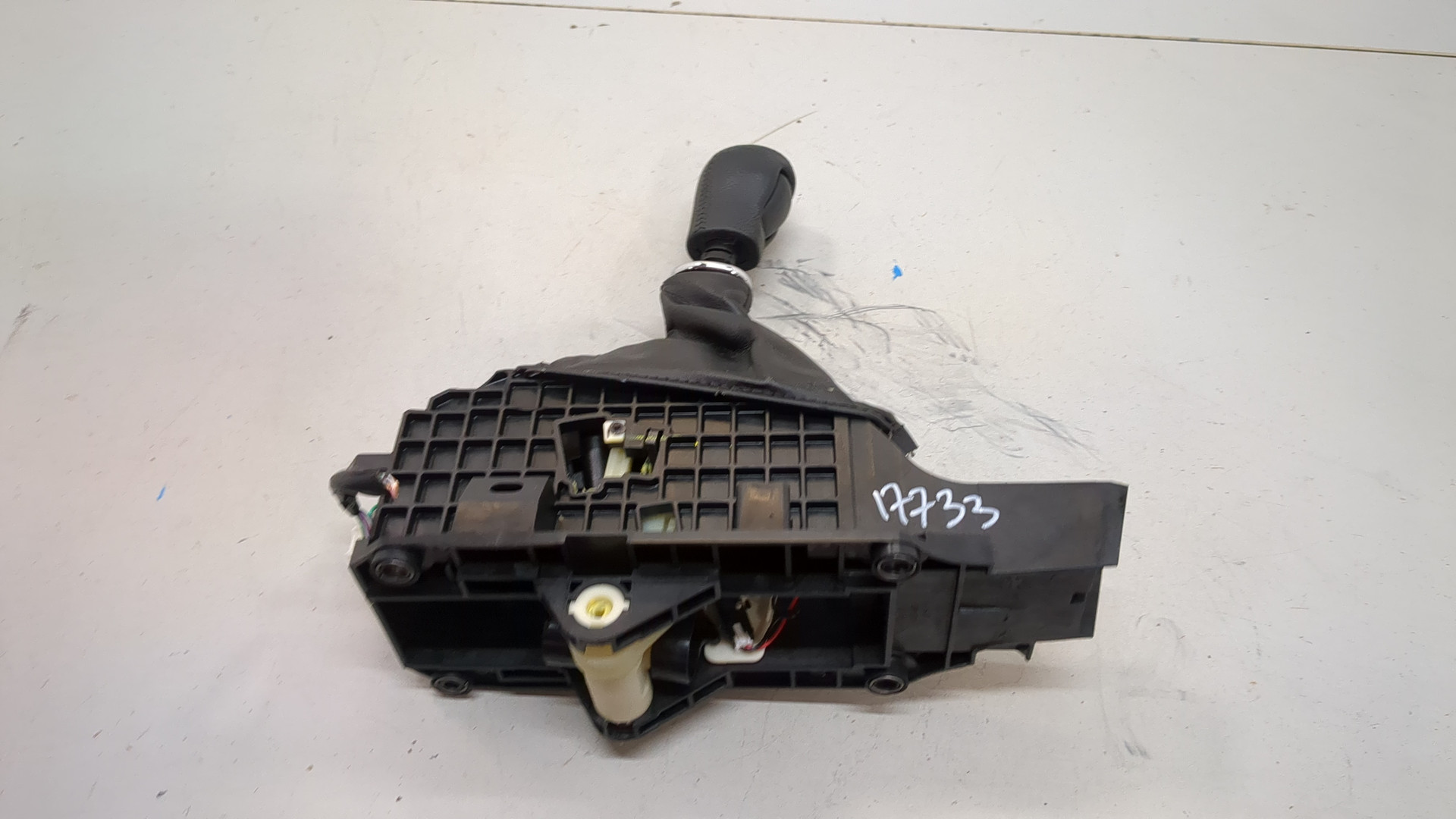 Кулиса МКПП / АКПП