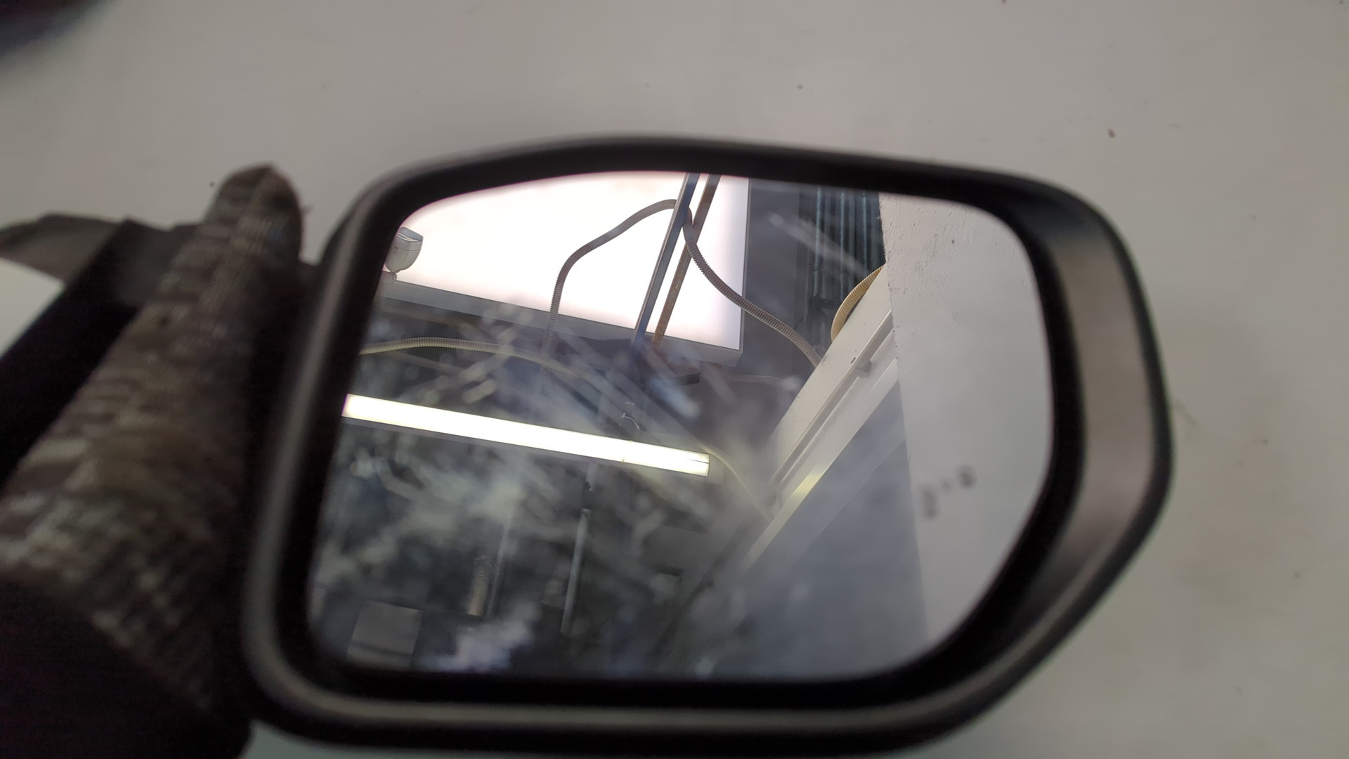 Зеркало левое электрическое