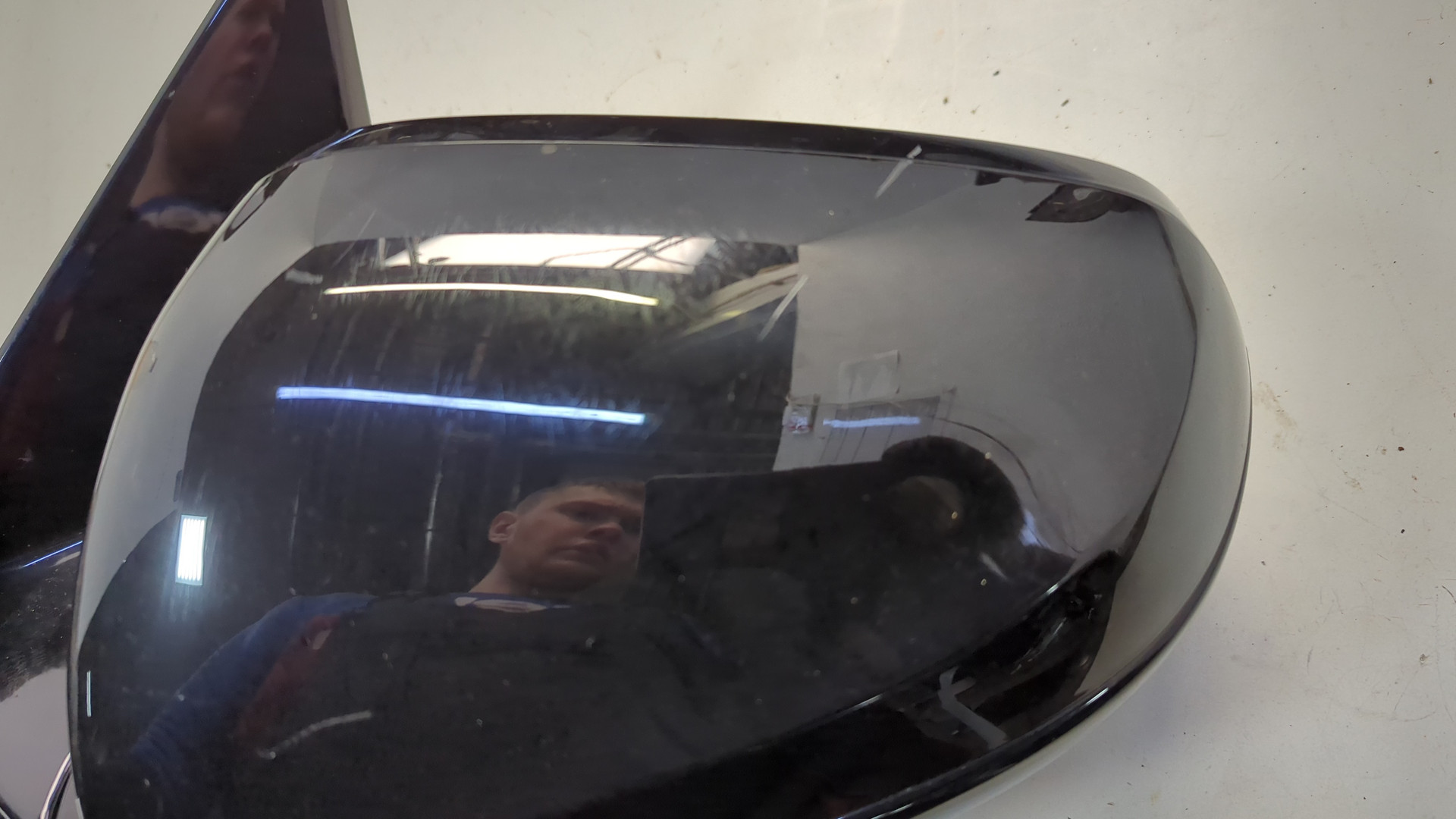 Зеркало левое электрическое