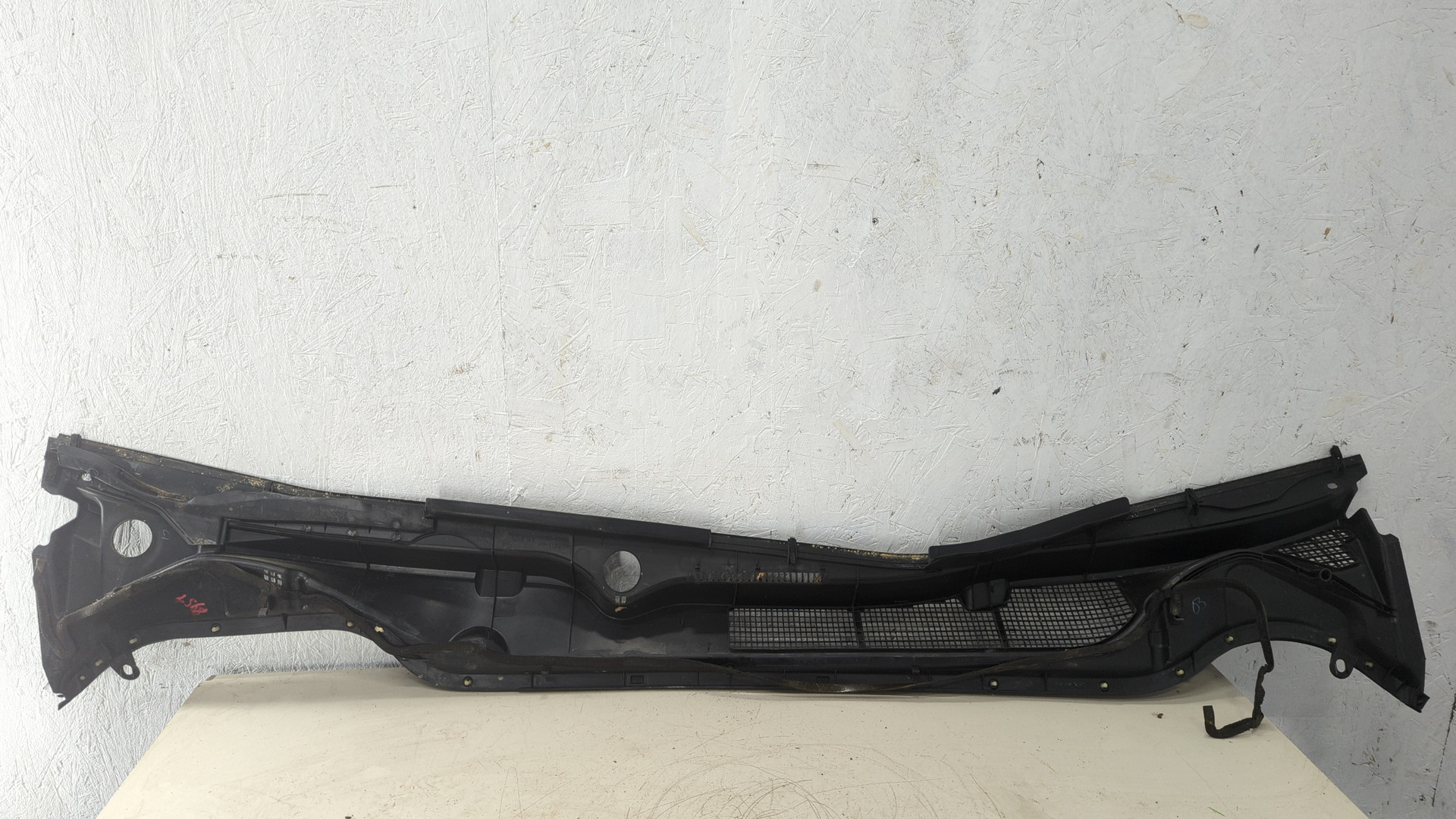 Решетка стеклоочистителей (Жабо)