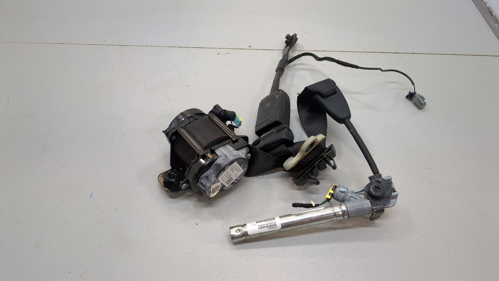 Ремень безопасности