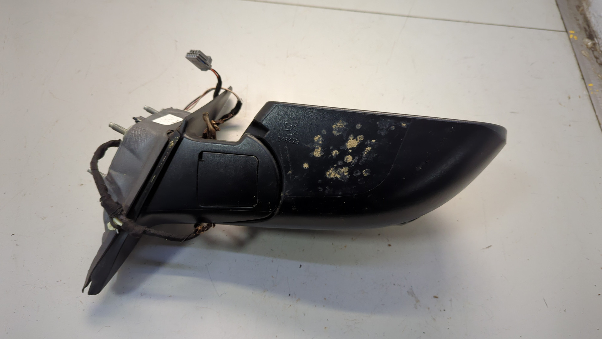 Зеркало правое электрическое