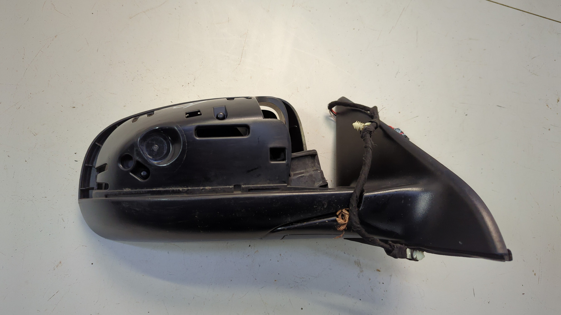 Зеркало правое электрическое