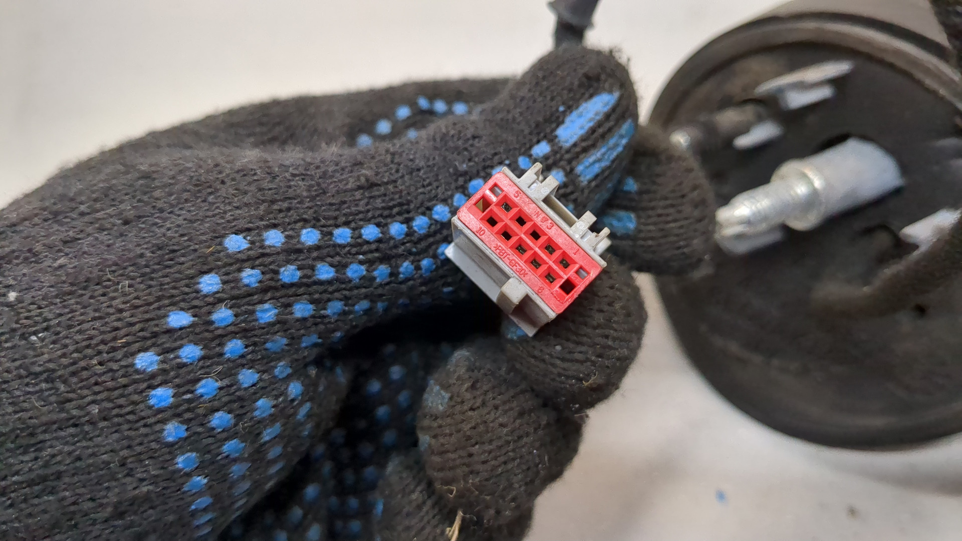 Зеркало правое электрическое