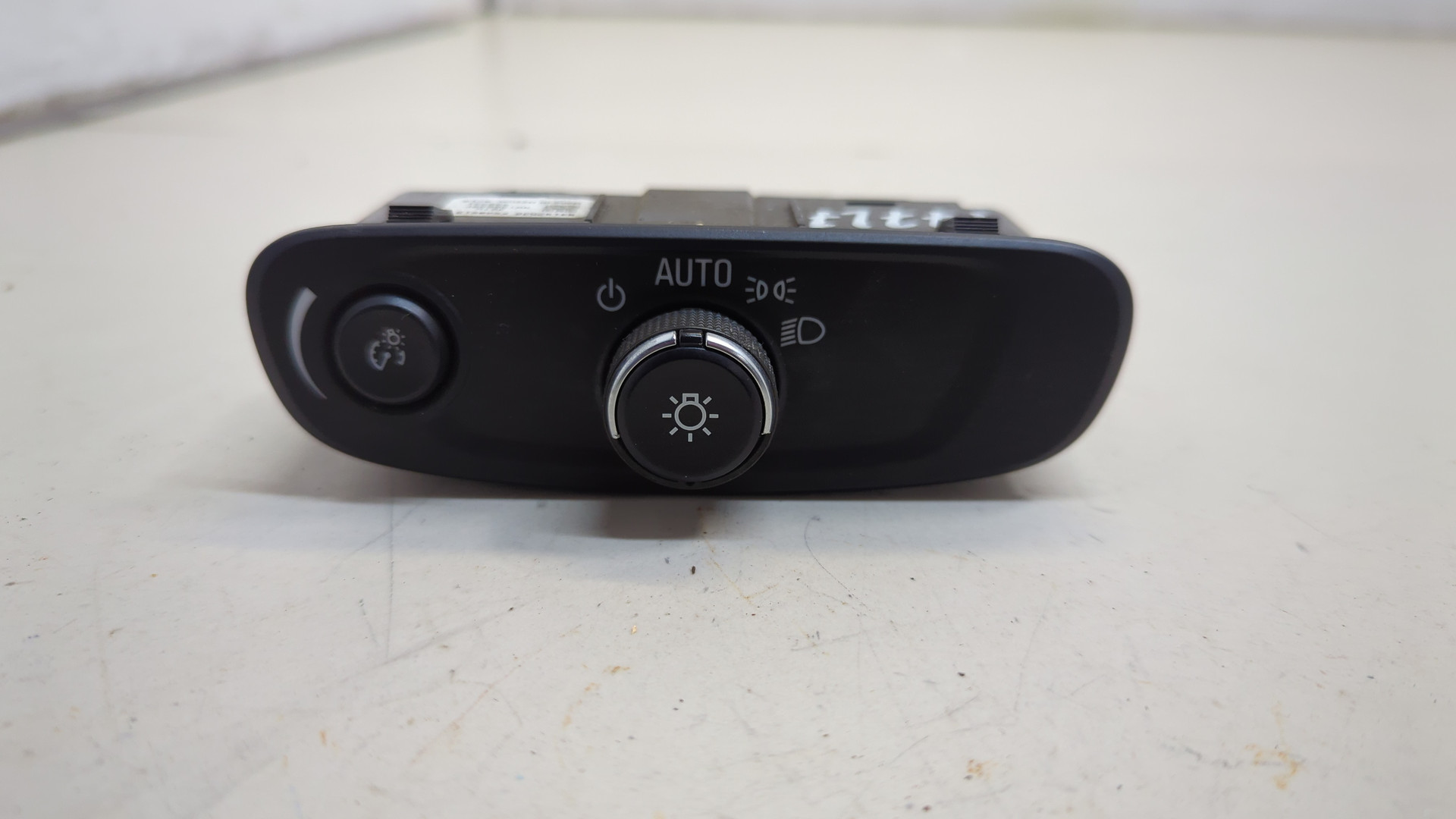 Переключатель света фар