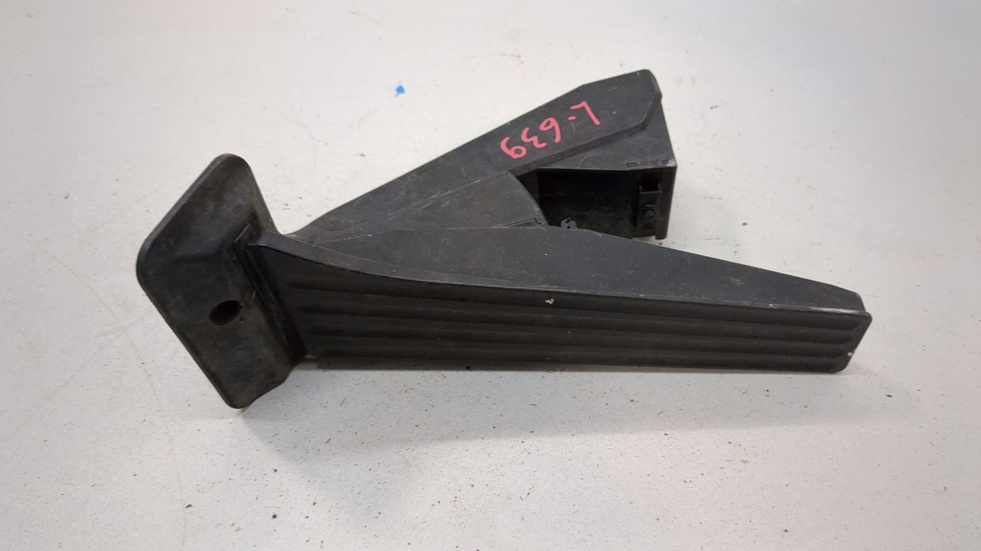 Педаль газа