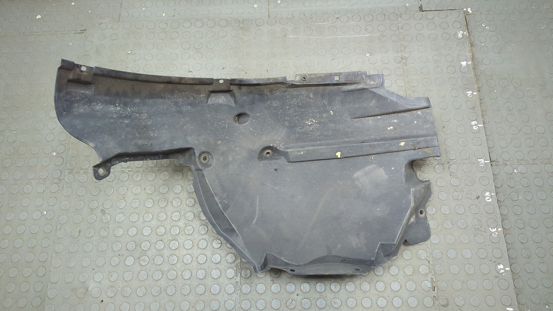 Локер передний левый