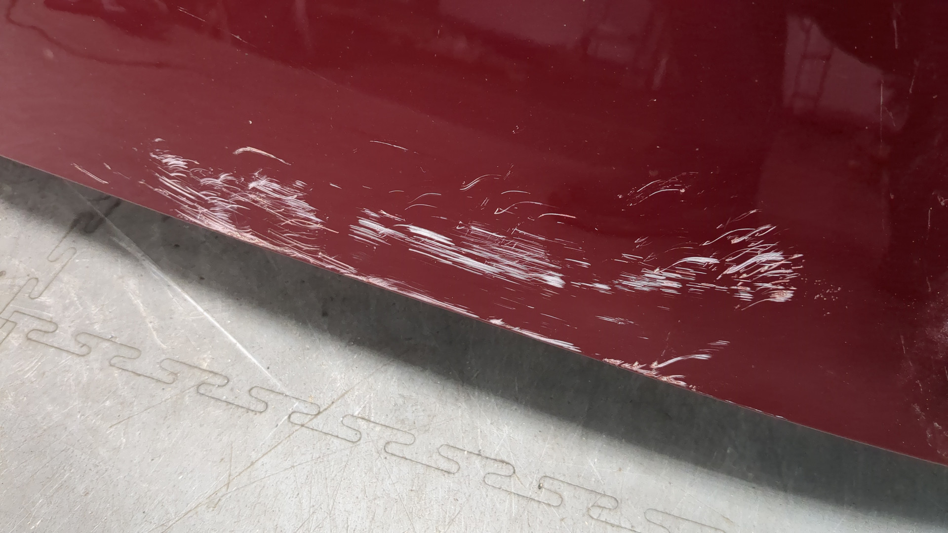 Крыло переднее левое