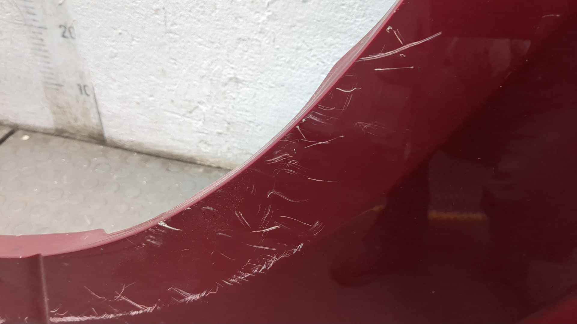 Крыло переднее левое