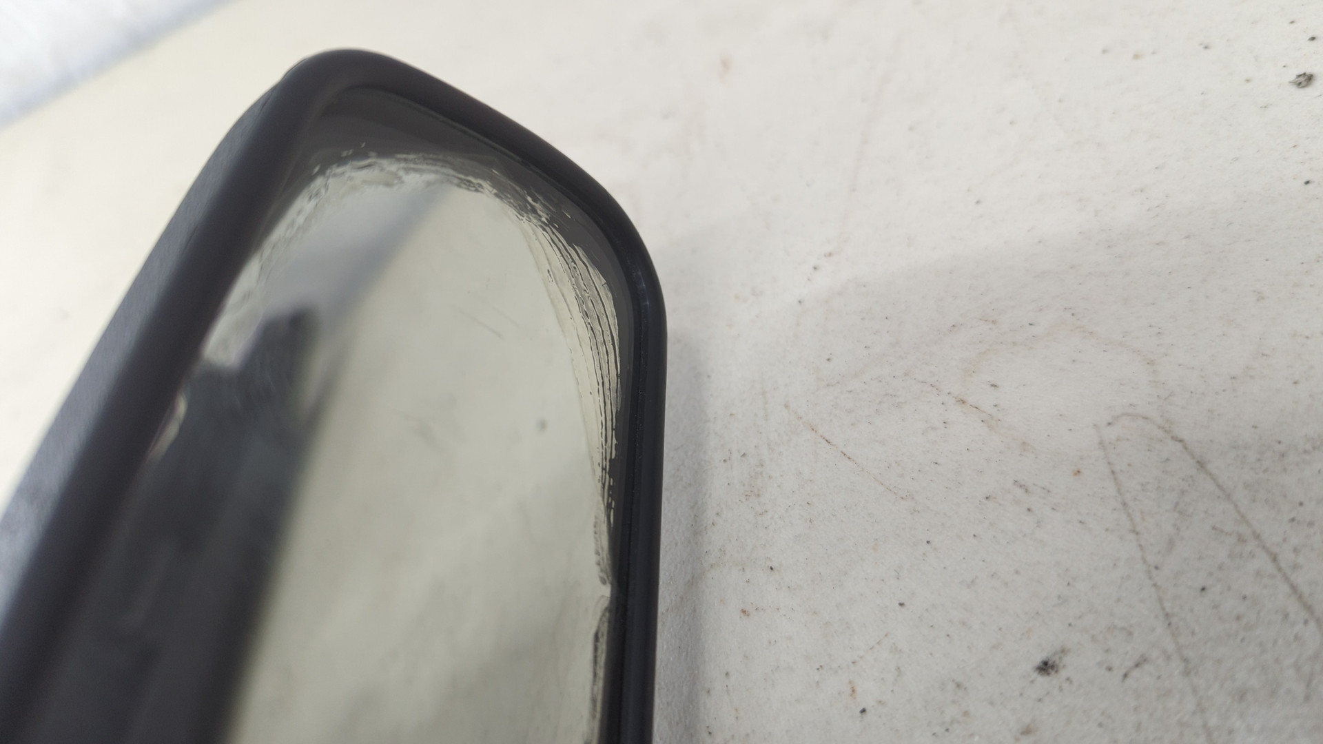 Зеркало заднего вида