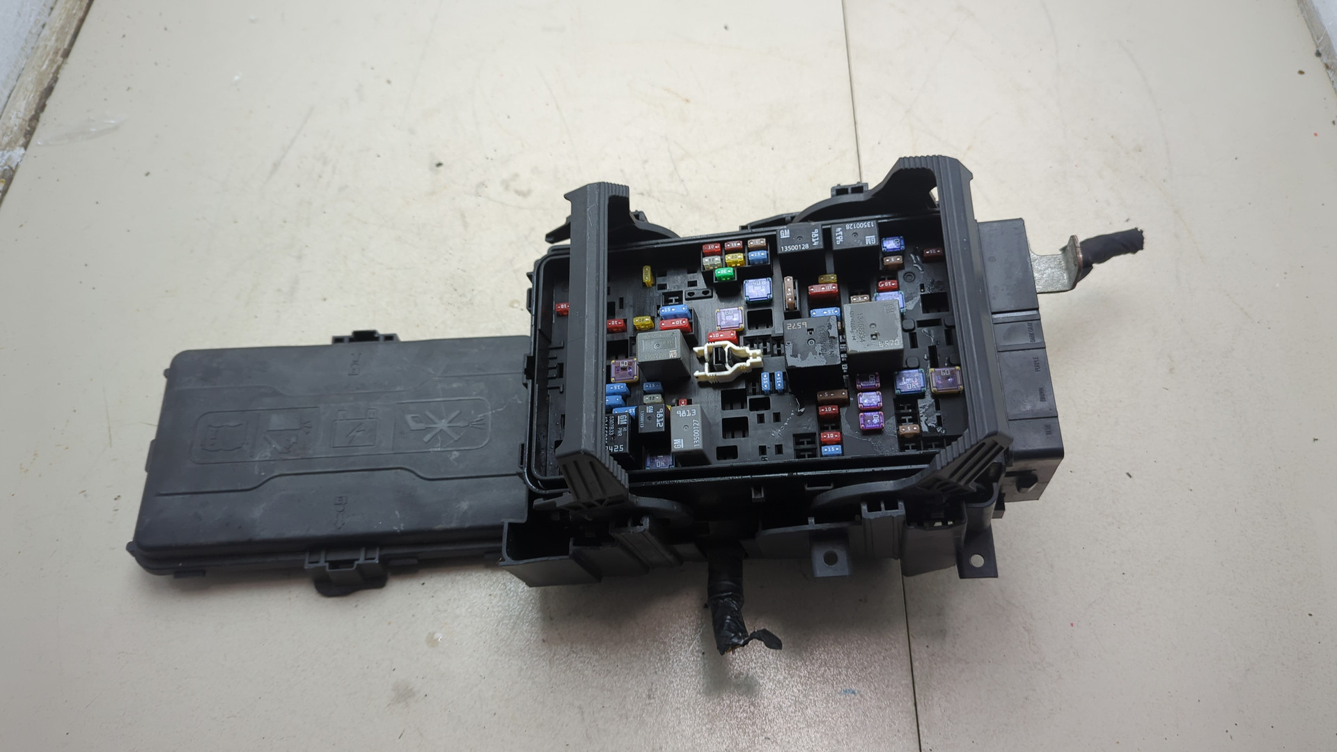 Блок предохранителей