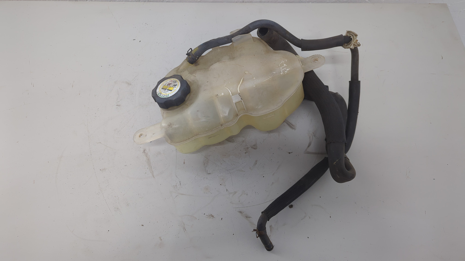 Бачок расширительный