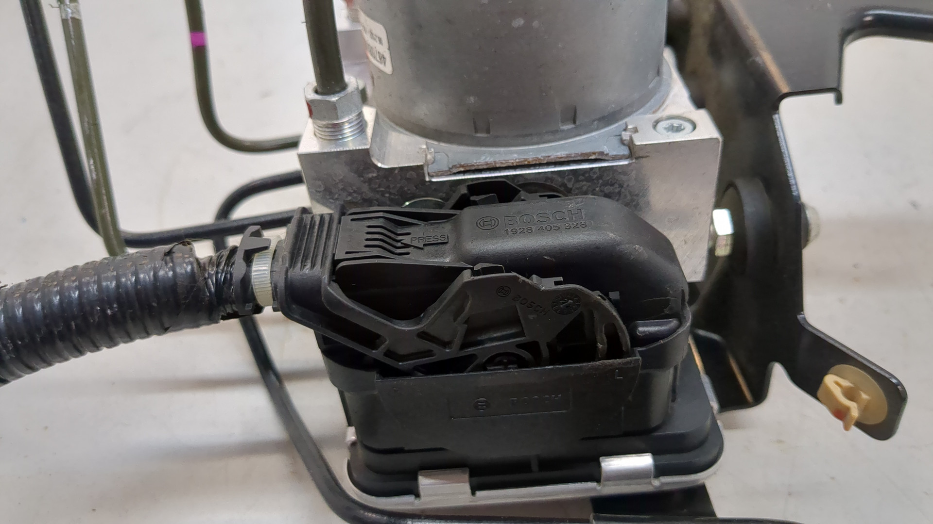 Блок ABS (насос)