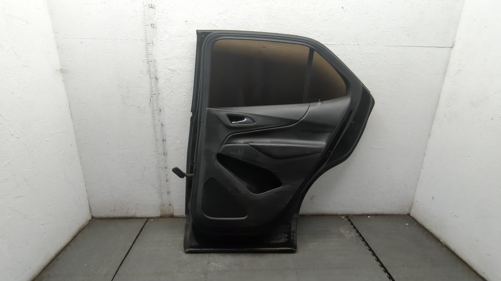 Дверь задняя правая
