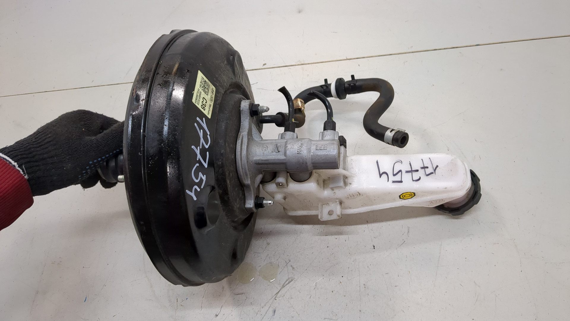 Цилиндр тормозной главный