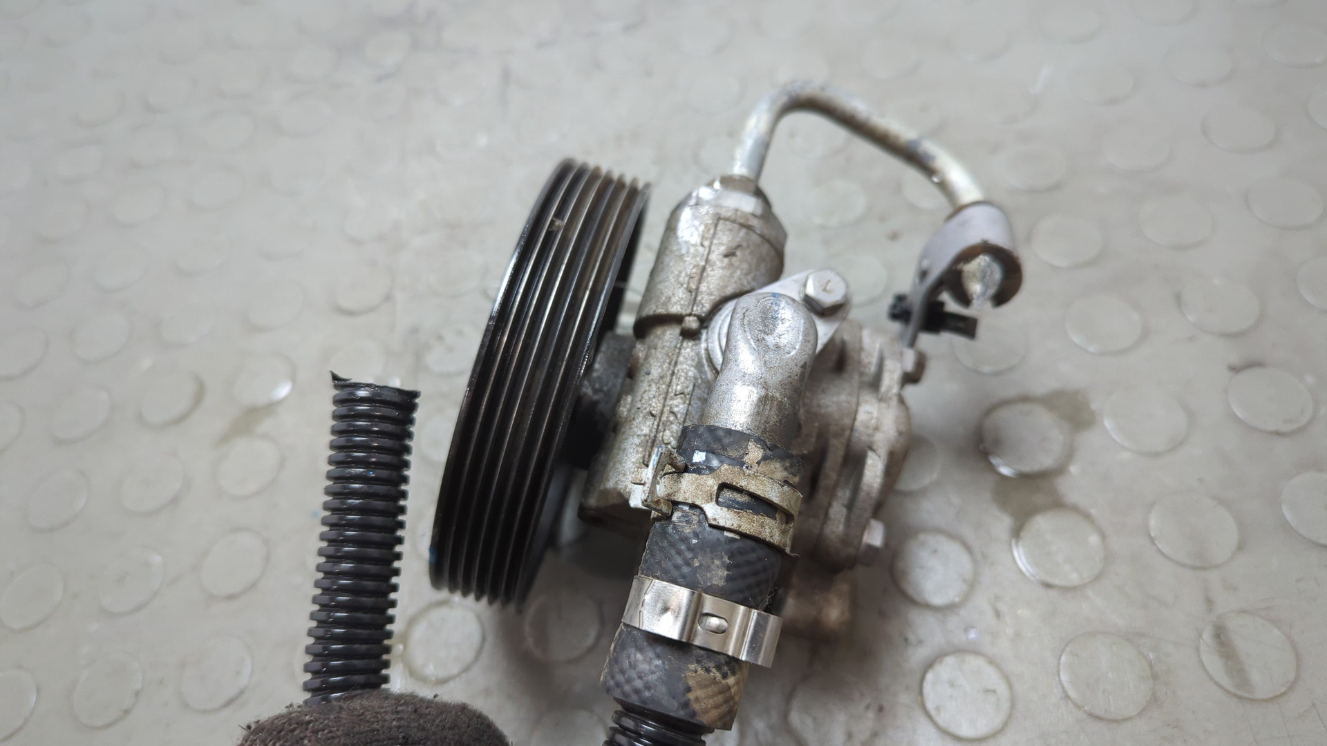 Насос ГУР (гидроусилитель руля)