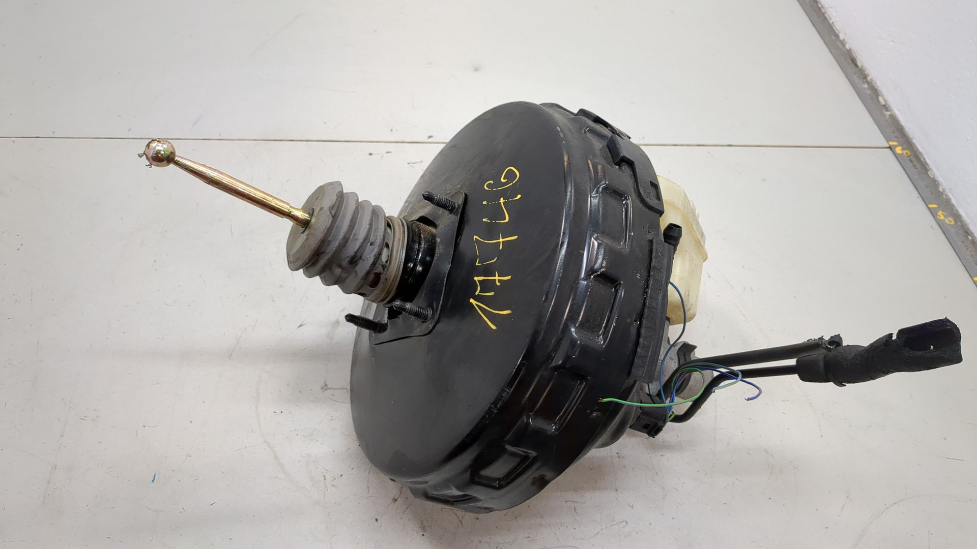 Цилиндр тормозной главный