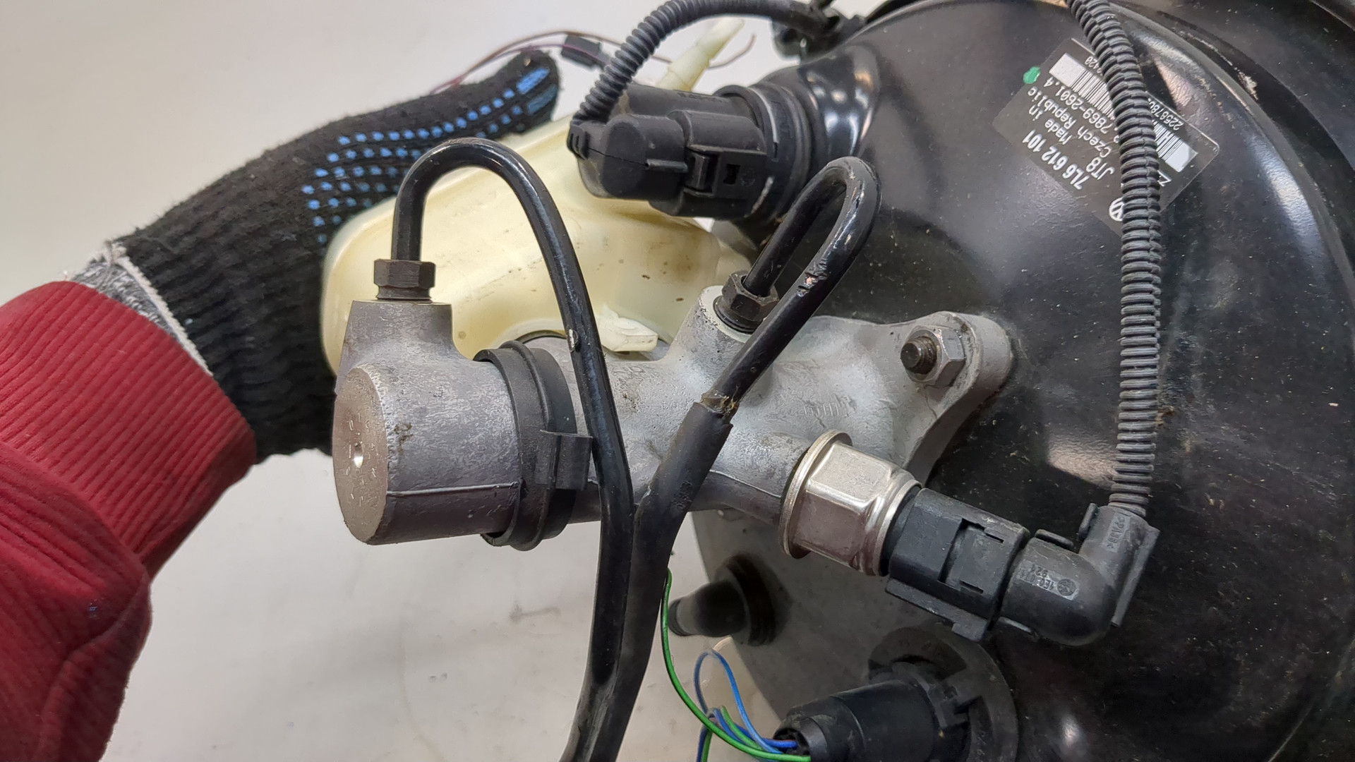 Цилиндр тормозной главный