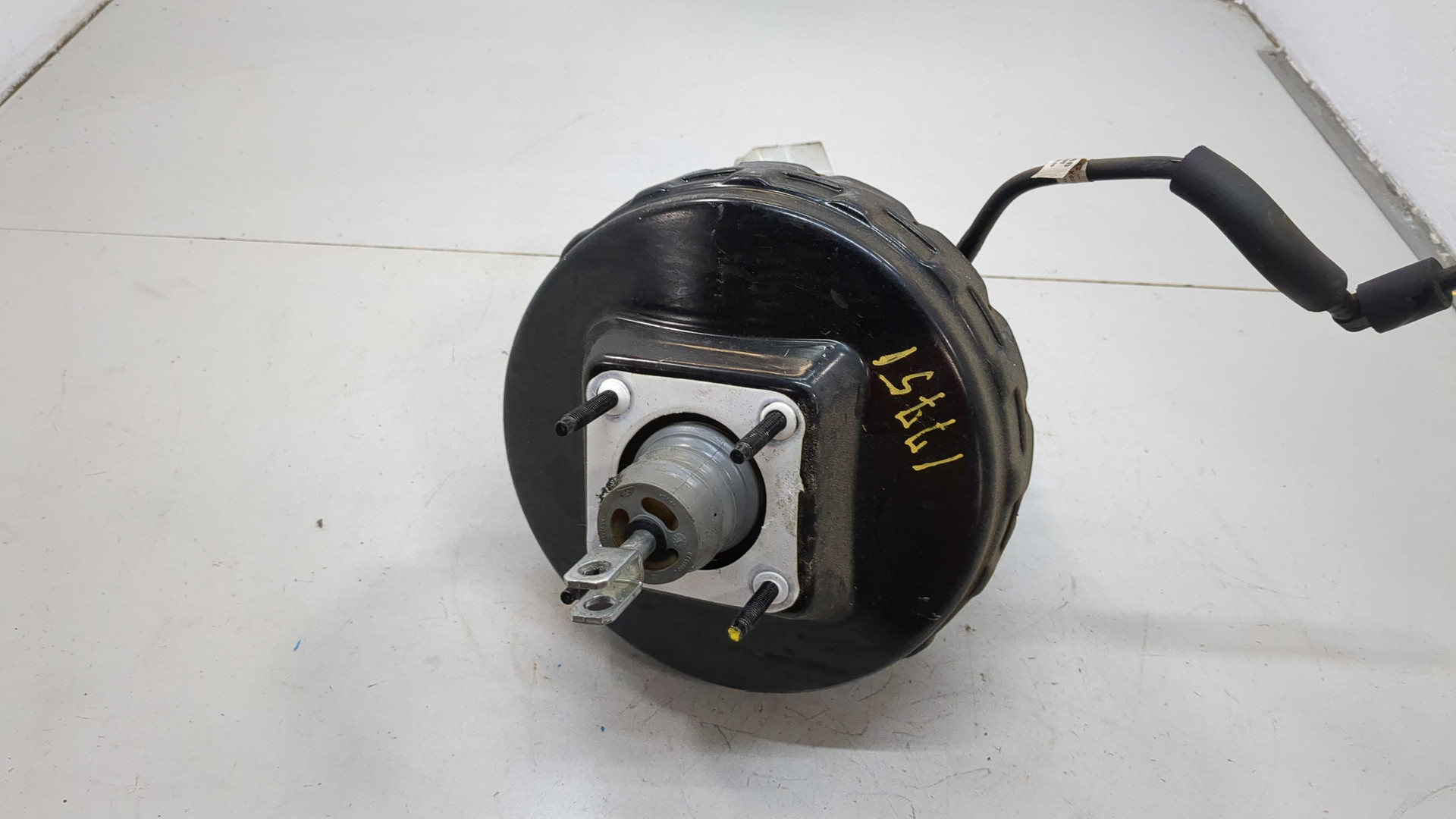 Цилиндр тормозной главный