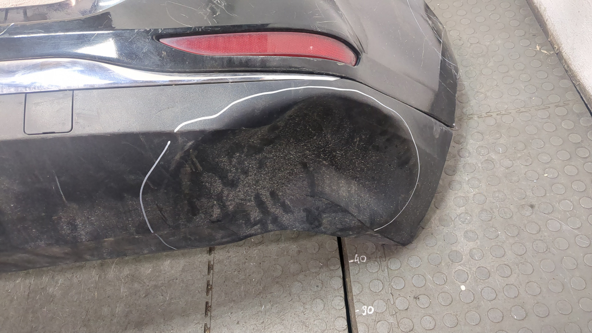 Бампер задний