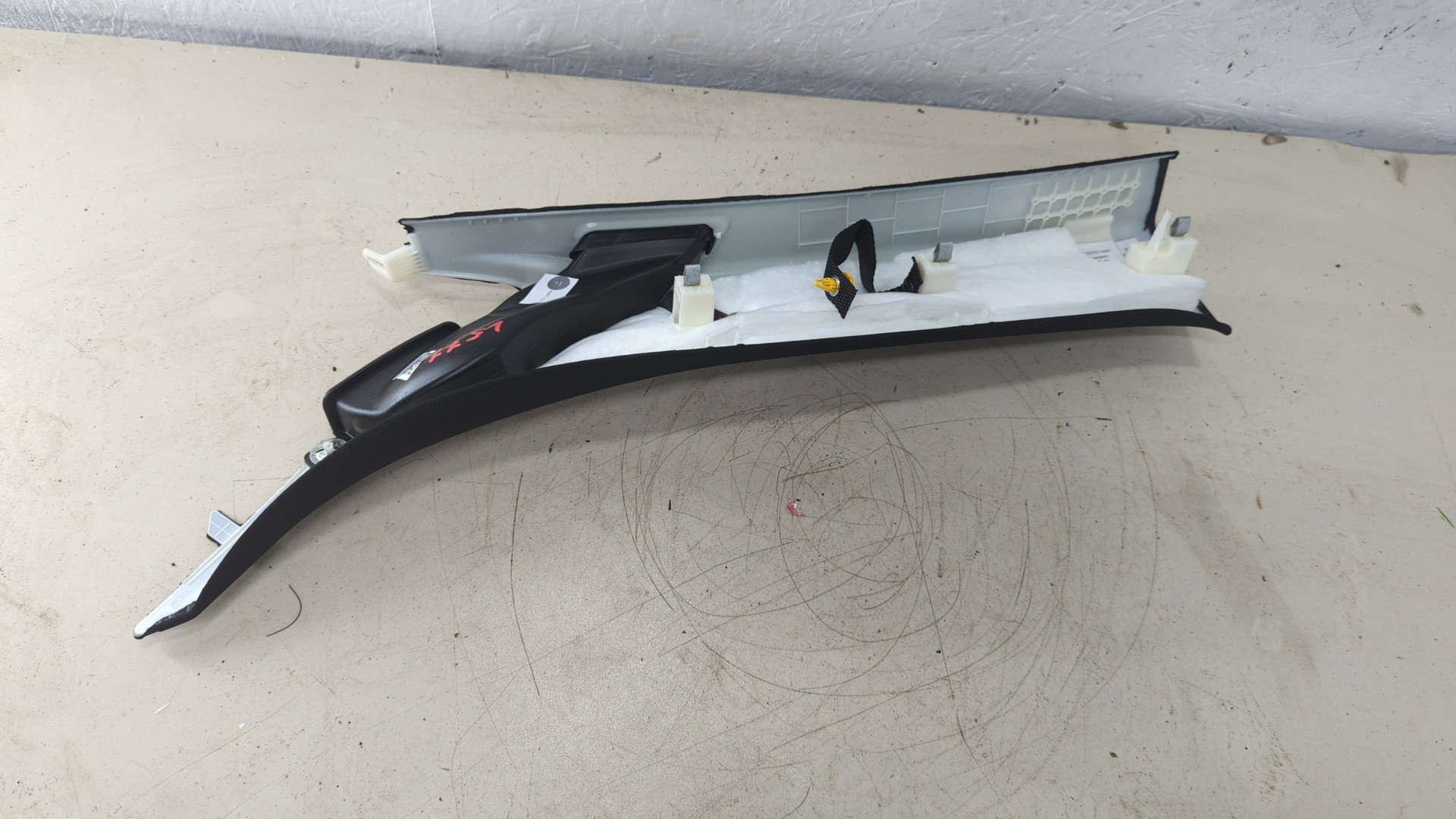 Обшивка стойки