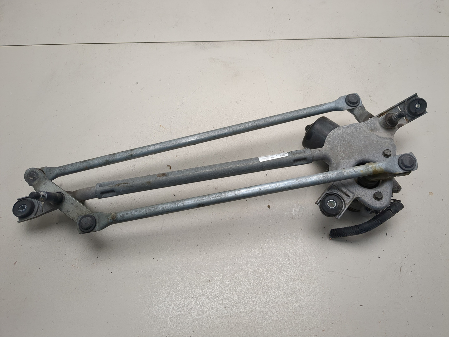 Трапеция стеклоочистителей