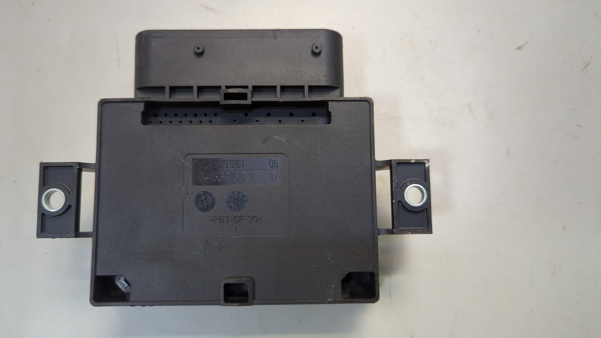 Блок управления парковочным тормозом