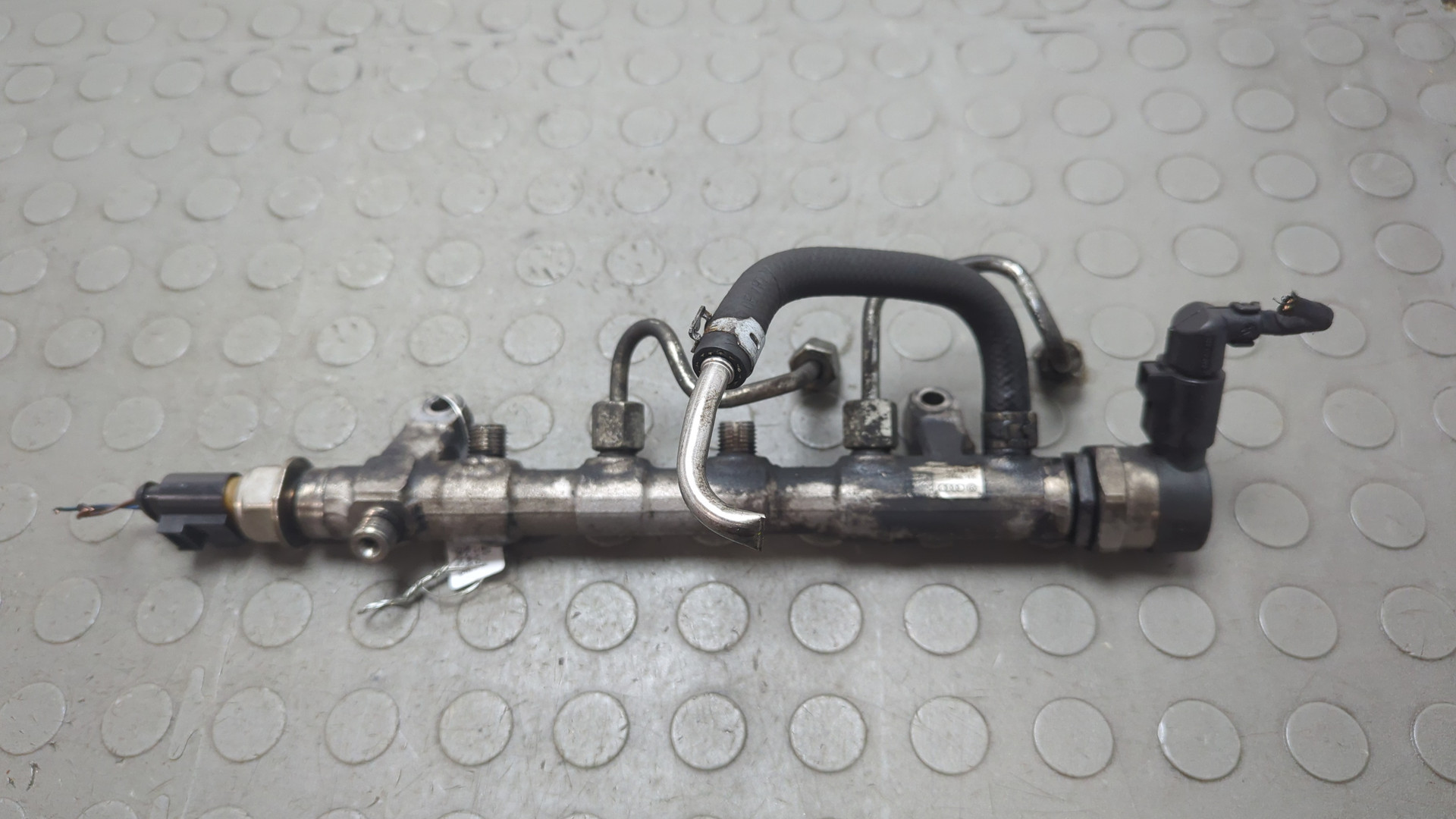 Рейка топливная (рампа)