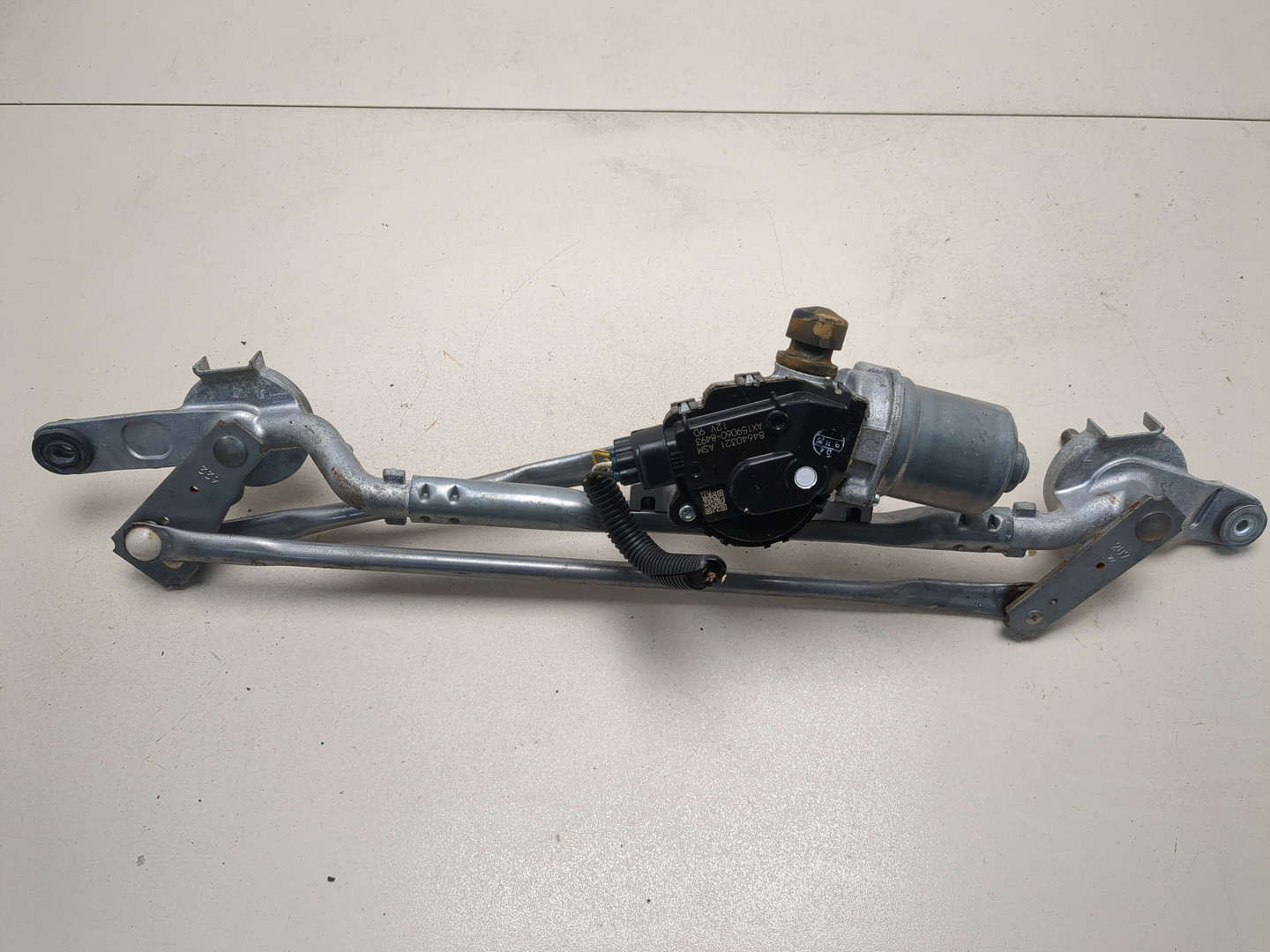 Трапеция стеклоочистителей