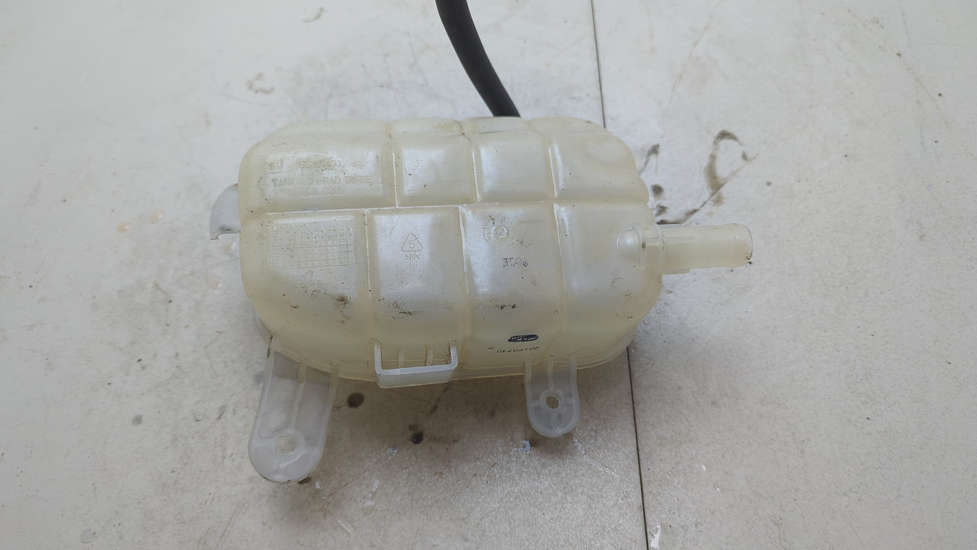 Бачок расширительный