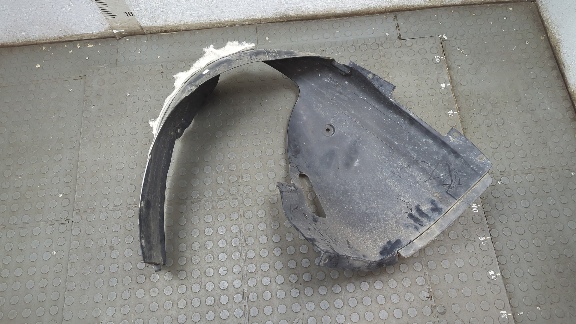 Локер передний правый