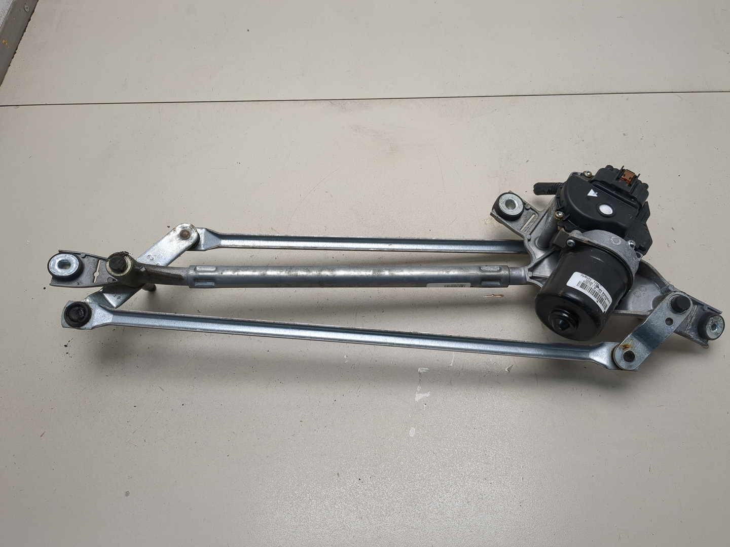 Трапеция стеклоочистителей