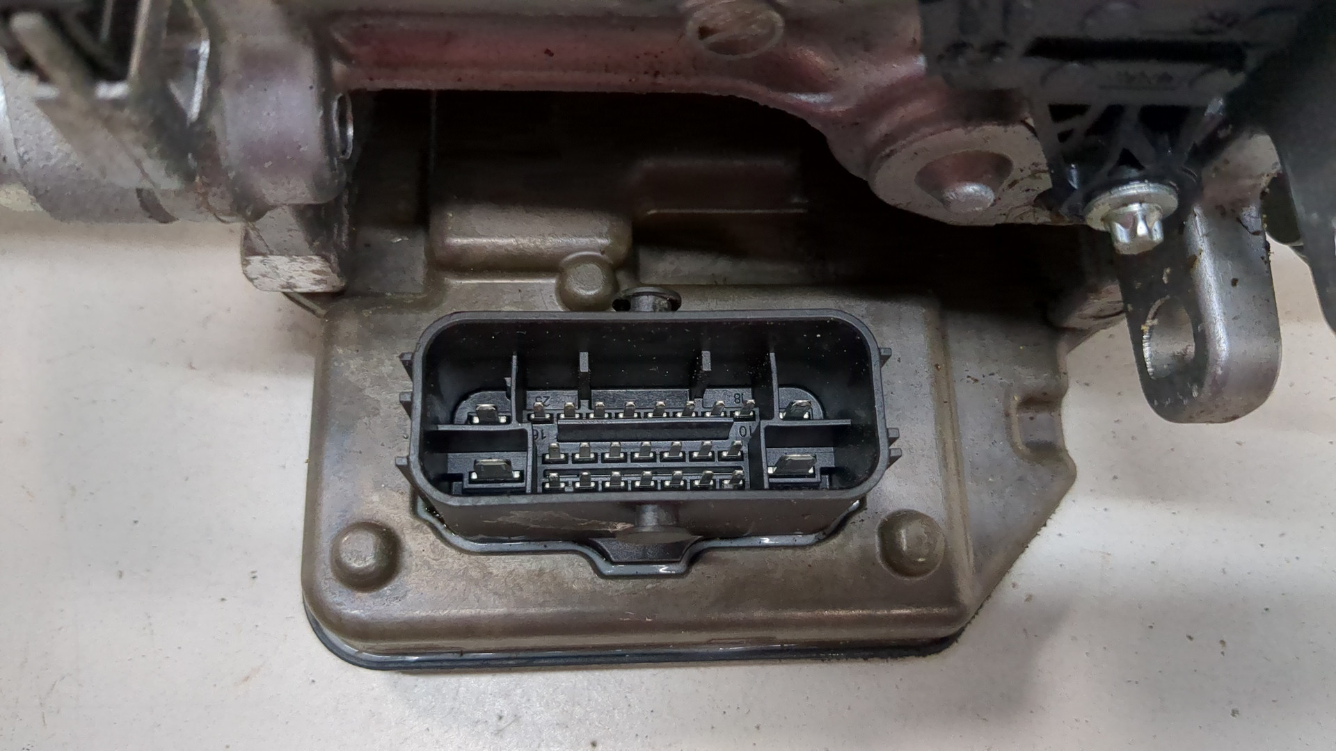 Цилиндр тормозной главный