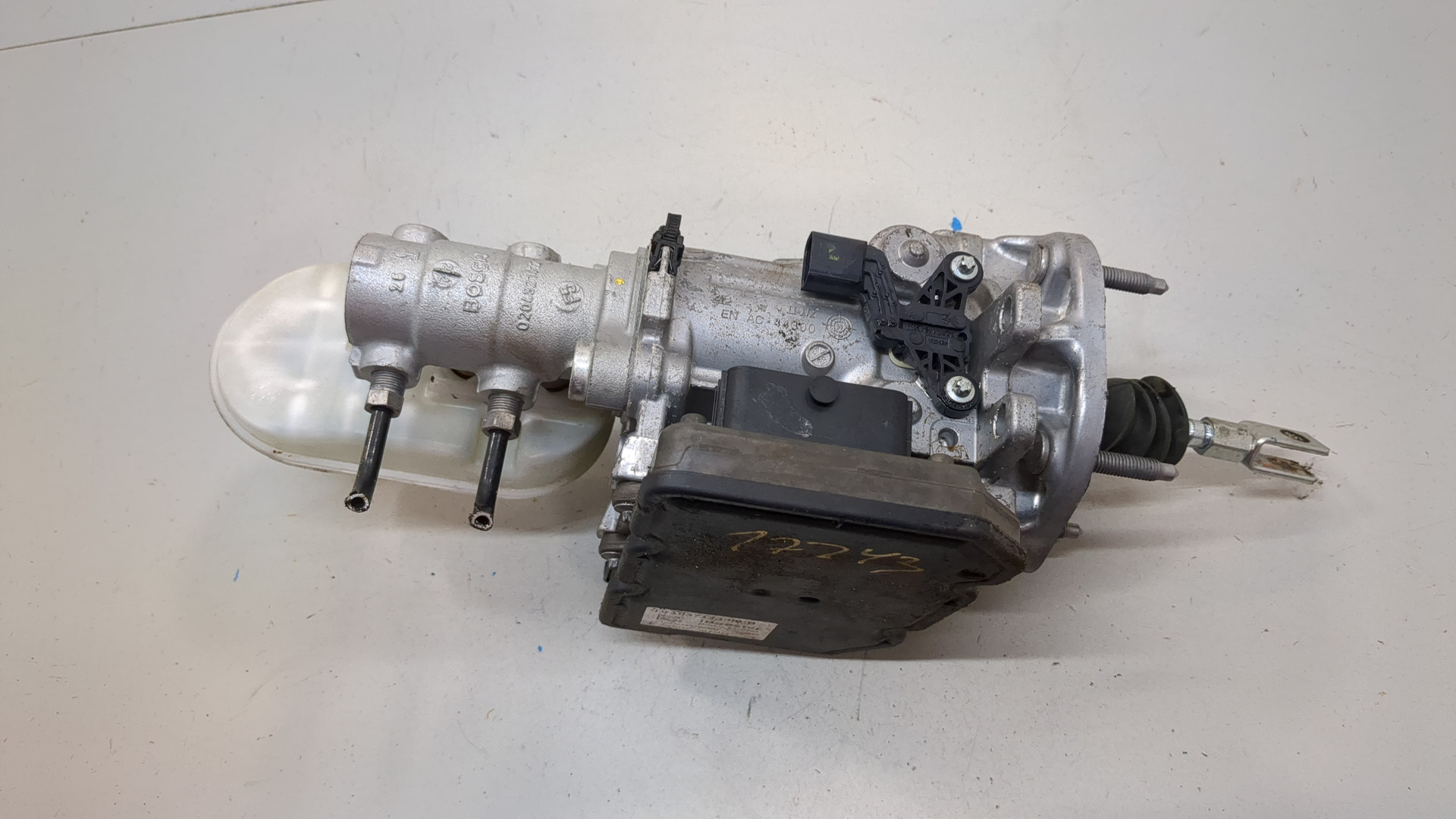 Цилиндр тормозной главный