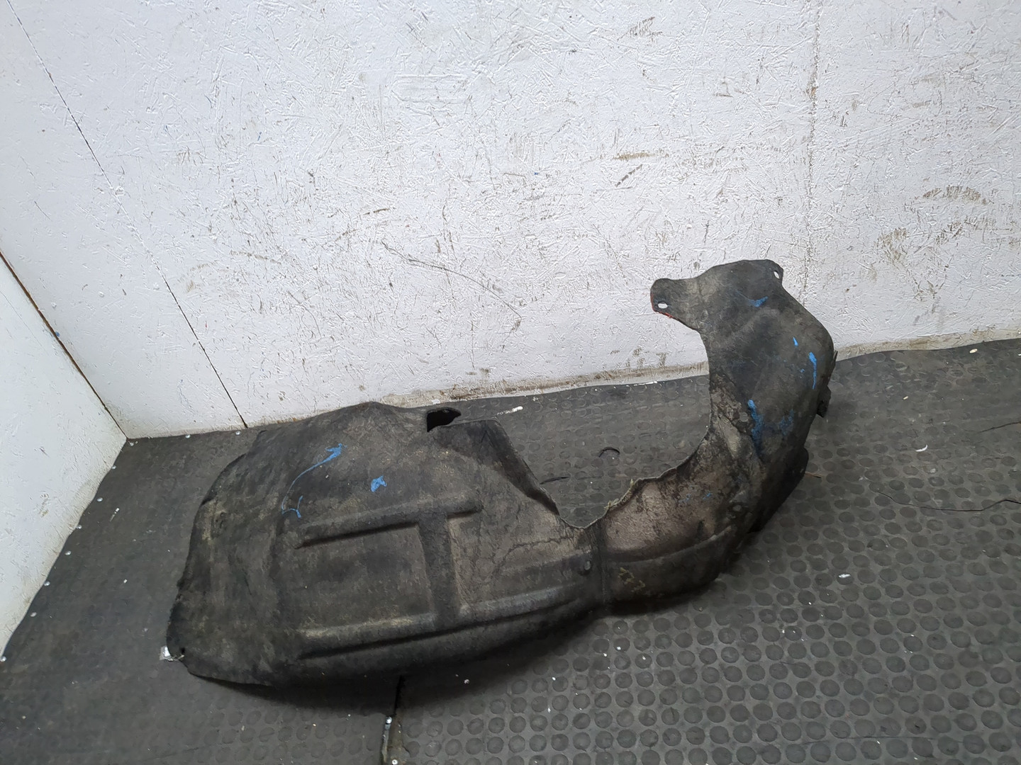 Локер передний правый