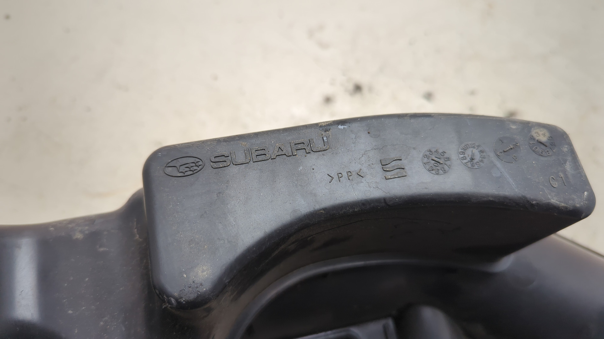 Резонатор воздушного фильтра