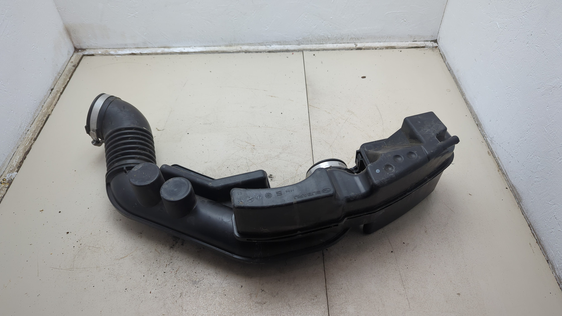 Резонатор воздушного фильтра