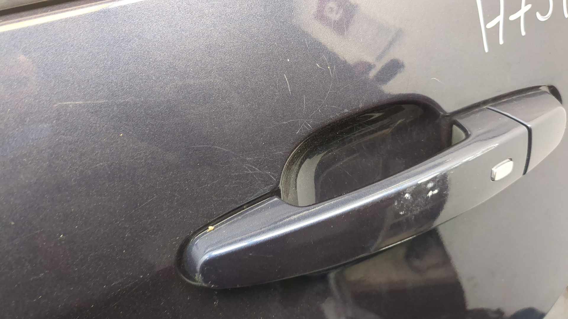 Дверь задняя левая