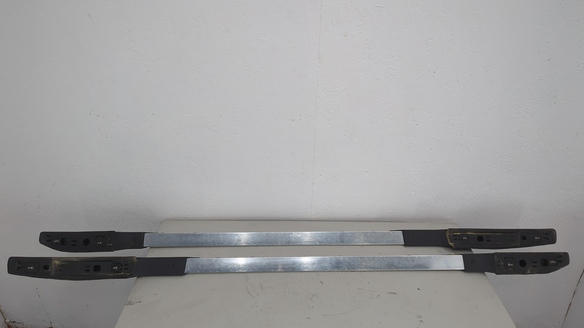 Рейлинги (релинг) к-кт (планки на крышу)