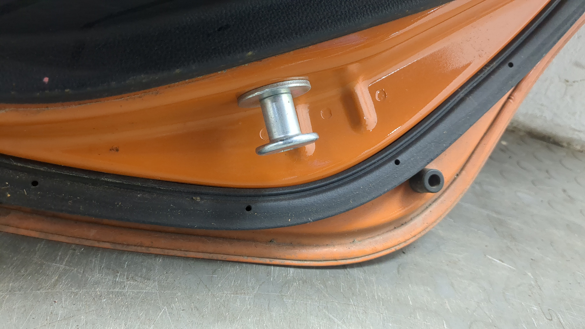 Дверь задняя правая