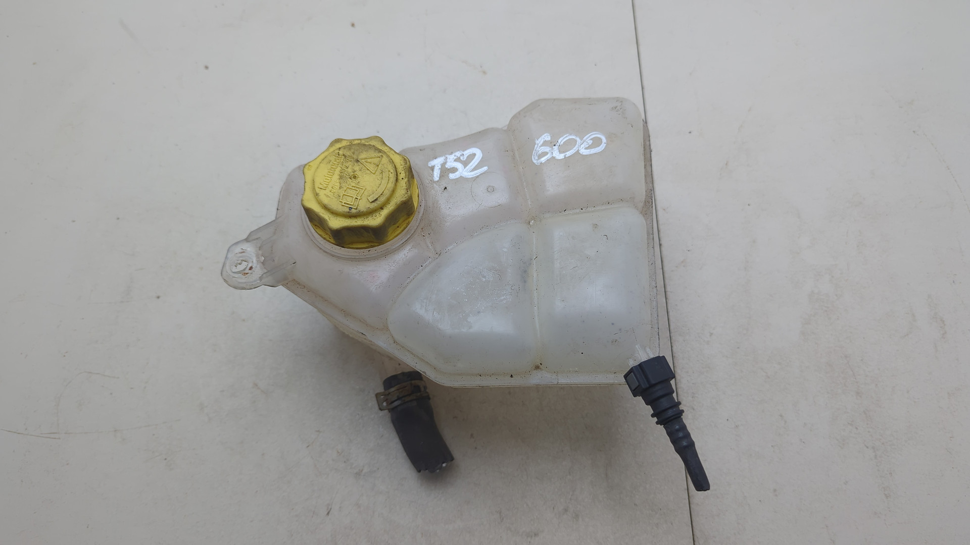 Бачок расширительный