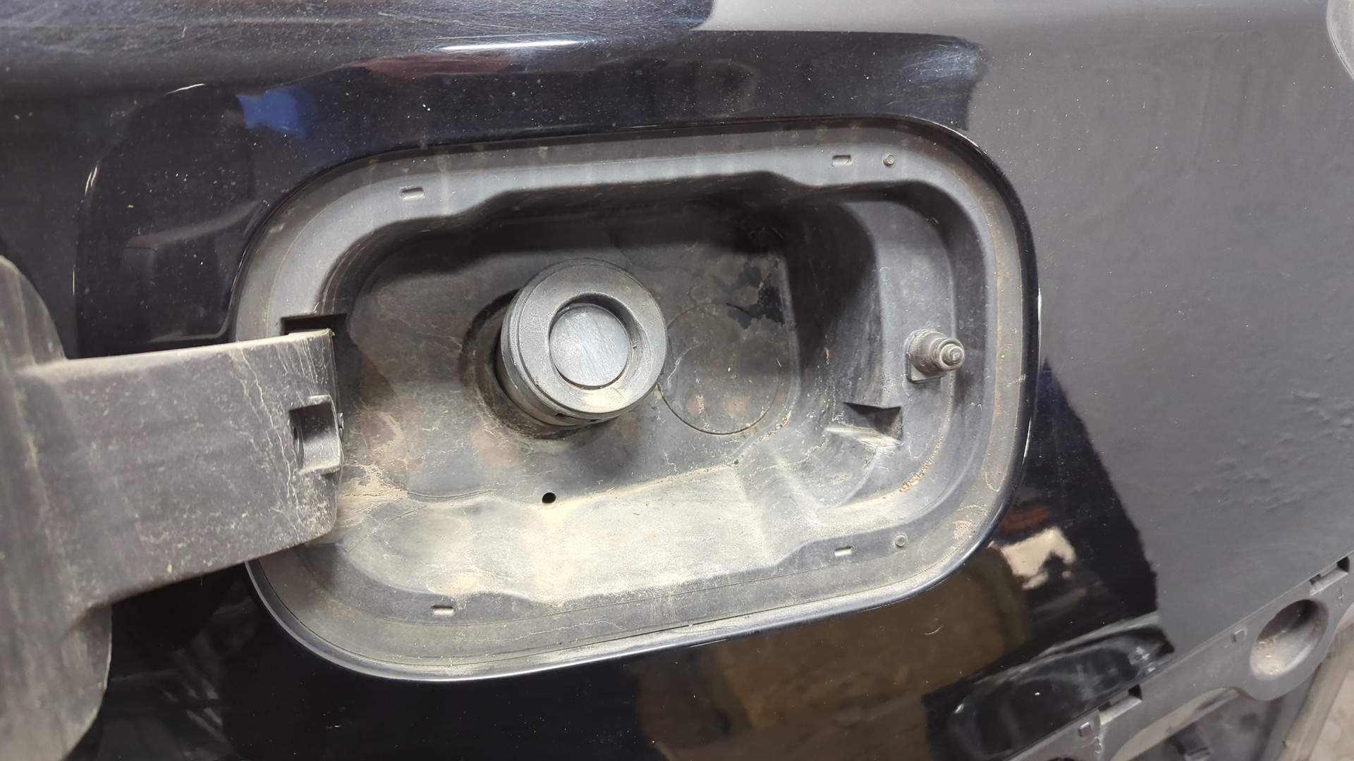 Кузовной элемент