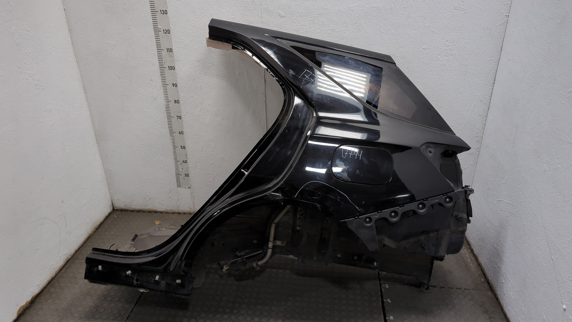 Кузовной элемент