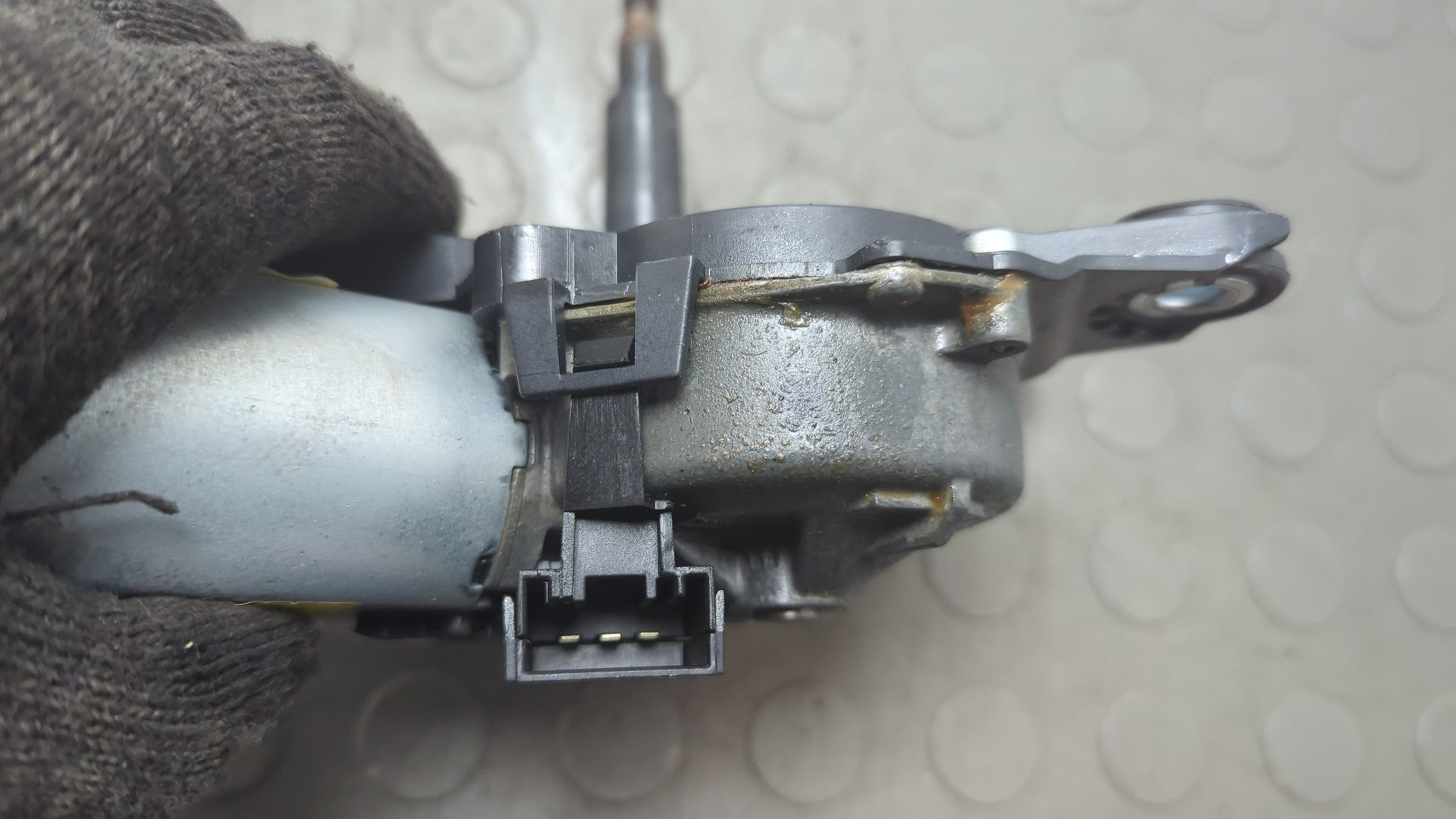 Моторчик стеклоочистителя задний