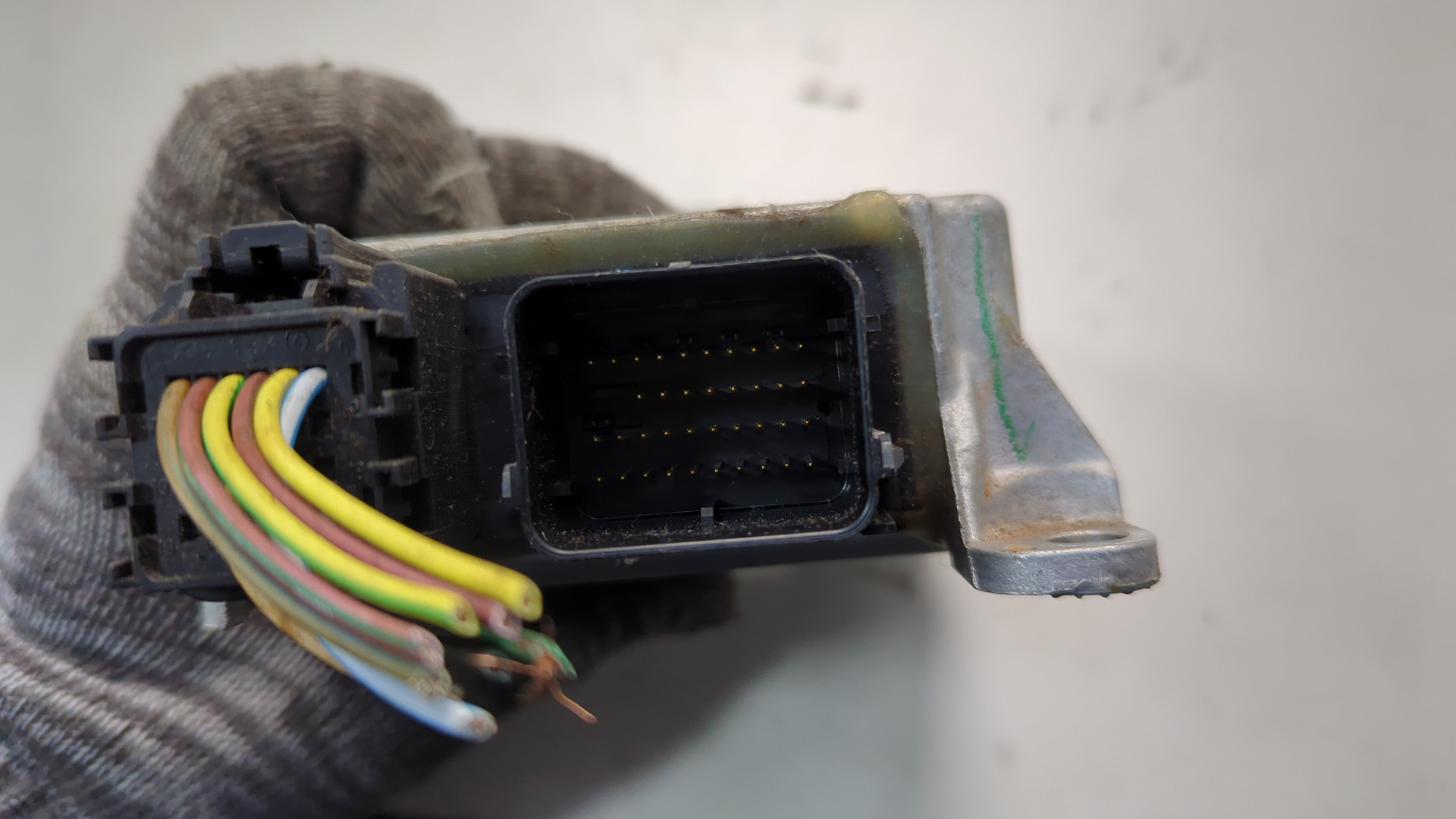 Блок управления подушек безопасности (AIR BAG)